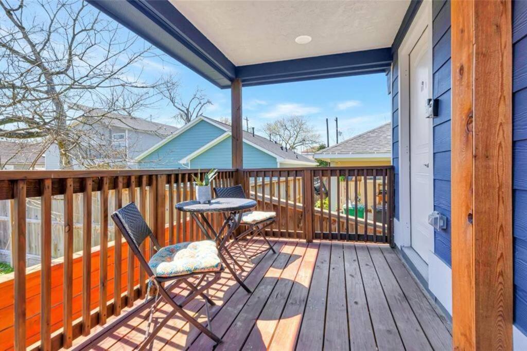 Super Cozy 2 Bedroom With Fast Wifi And Queen Bed Close To Downtown Houston!! Exterior photo